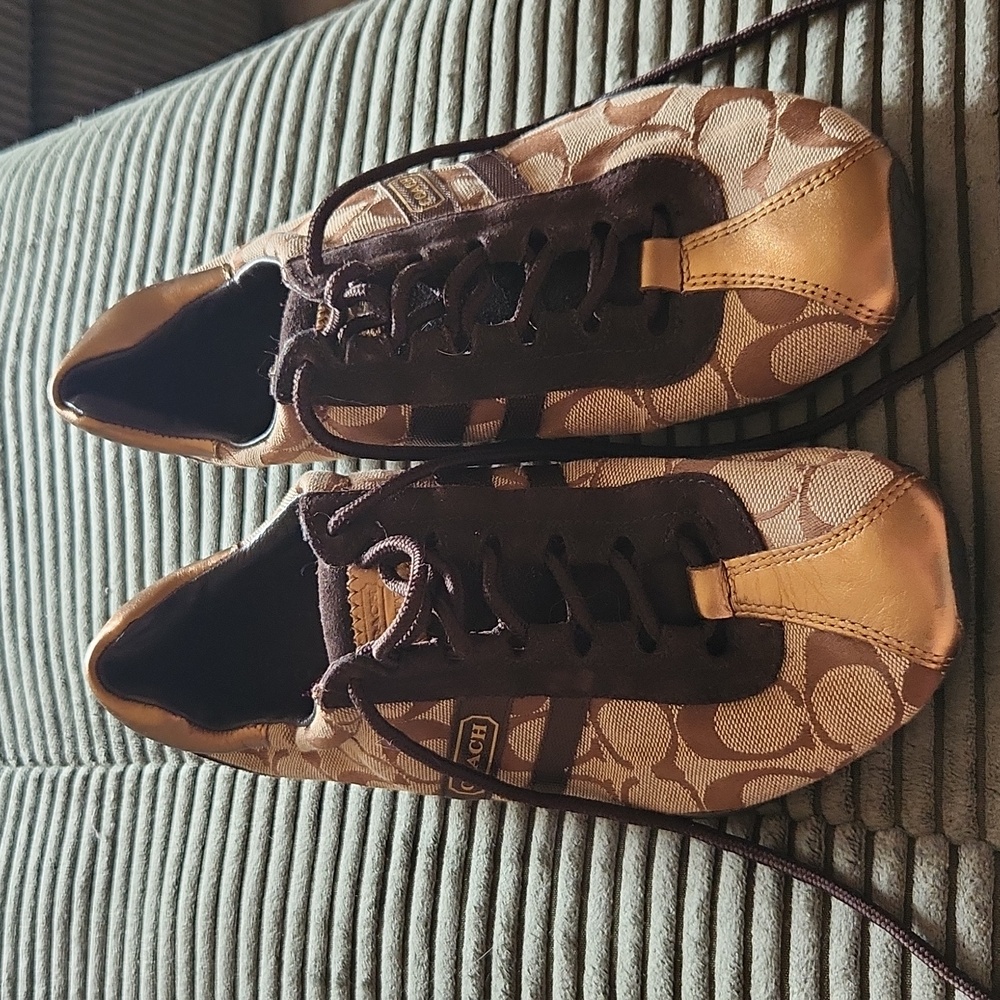 Coach sneakers size 8